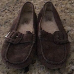 Like new brown ugg suede loafer
